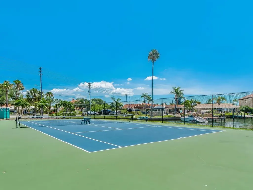 51 Island Way Clearwater Beach FL 33767