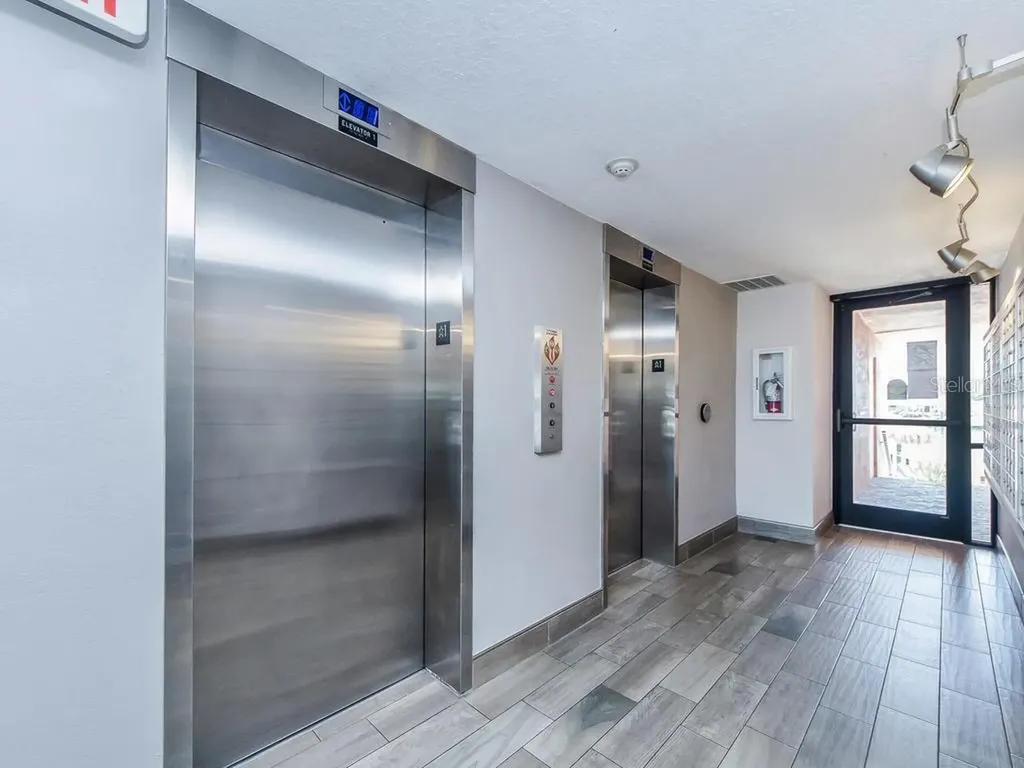 51 Island Way Clearwater Beach FL 33767