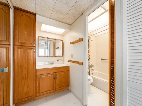 51 Island Way Clearwater Beach FL 33767