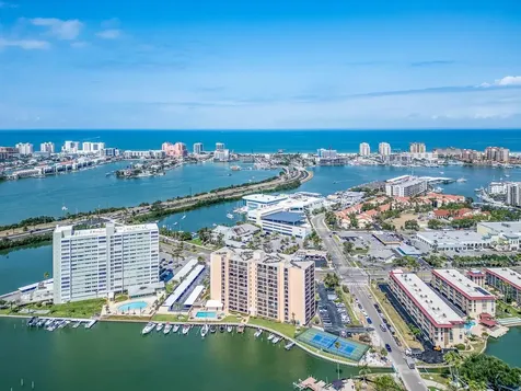 51 Island Way Clearwater Beach FL 33767