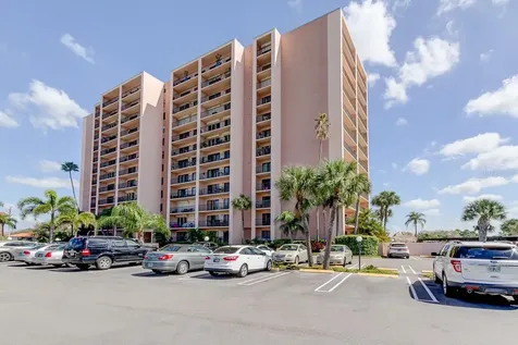 51 Island Way Clearwater Beach FL 33767