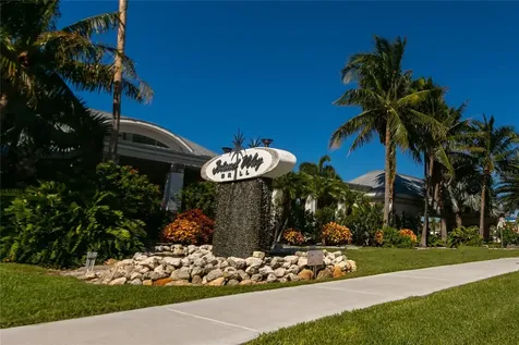 51 Island Way Clearwater Beach FL 33767