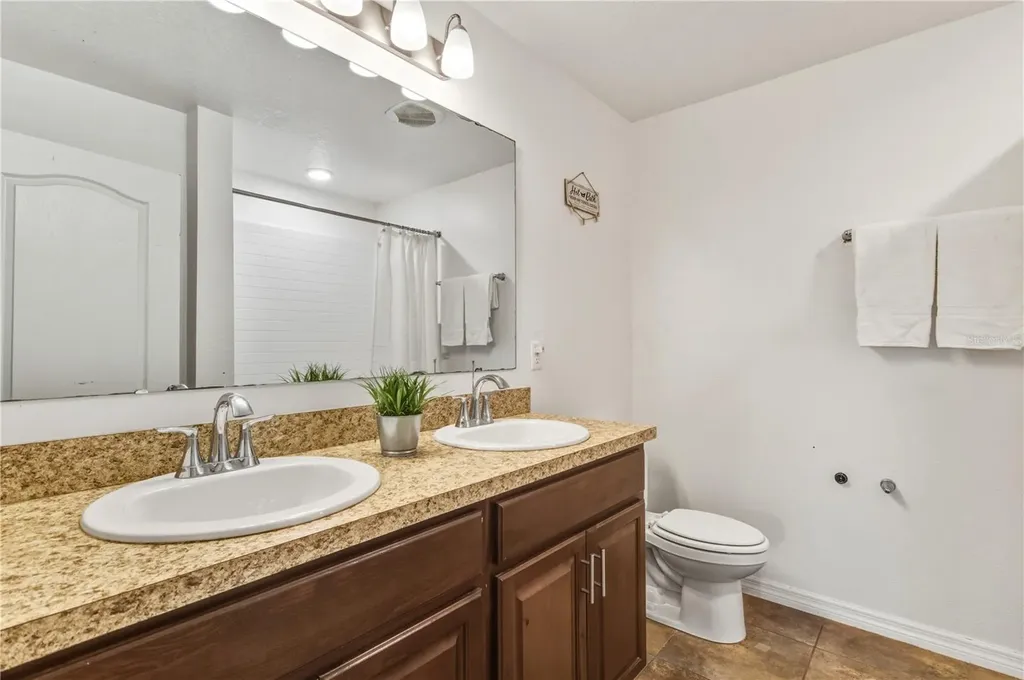 1131 Nelson Meadow Lane Poinciana FL 34759
