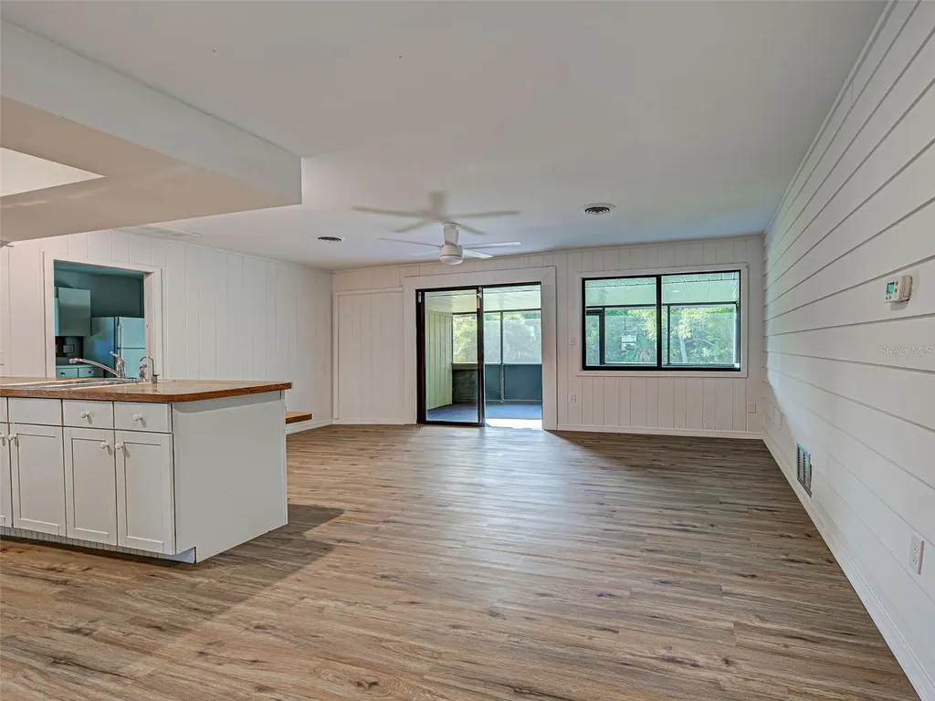 425 Morrison Avenue Englewood FL 34223