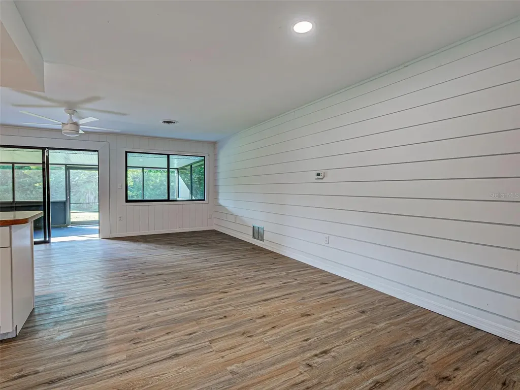 425 Morrison Avenue Englewood FL 34223