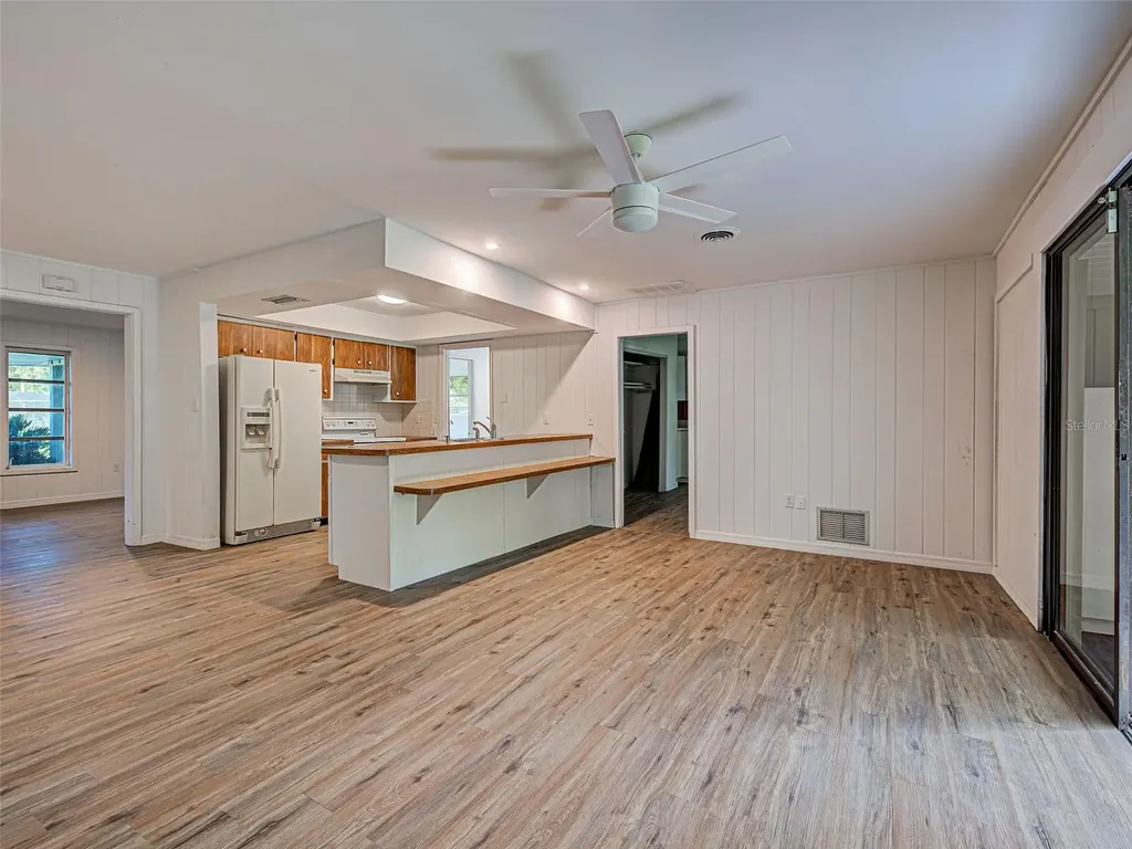 425 Morrison Avenue Englewood FL 34223