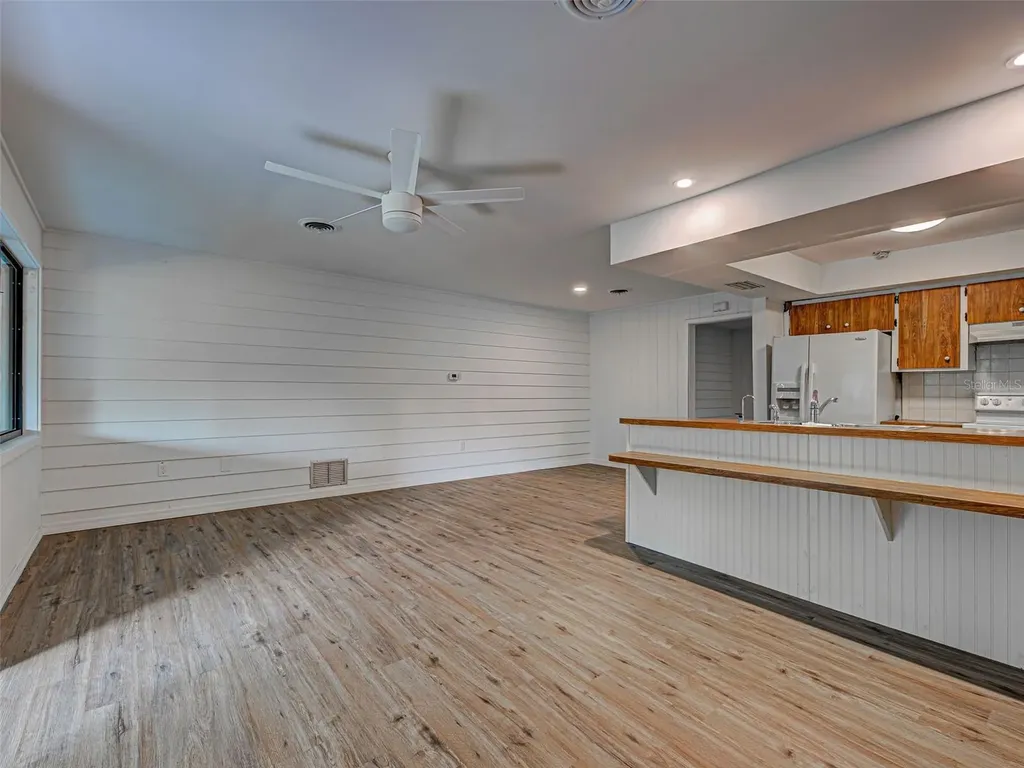425 Morrison Avenue Englewood FL 34223