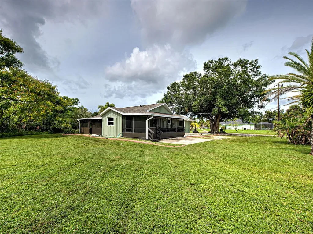 425 Morrison Avenue Englewood FL 34223