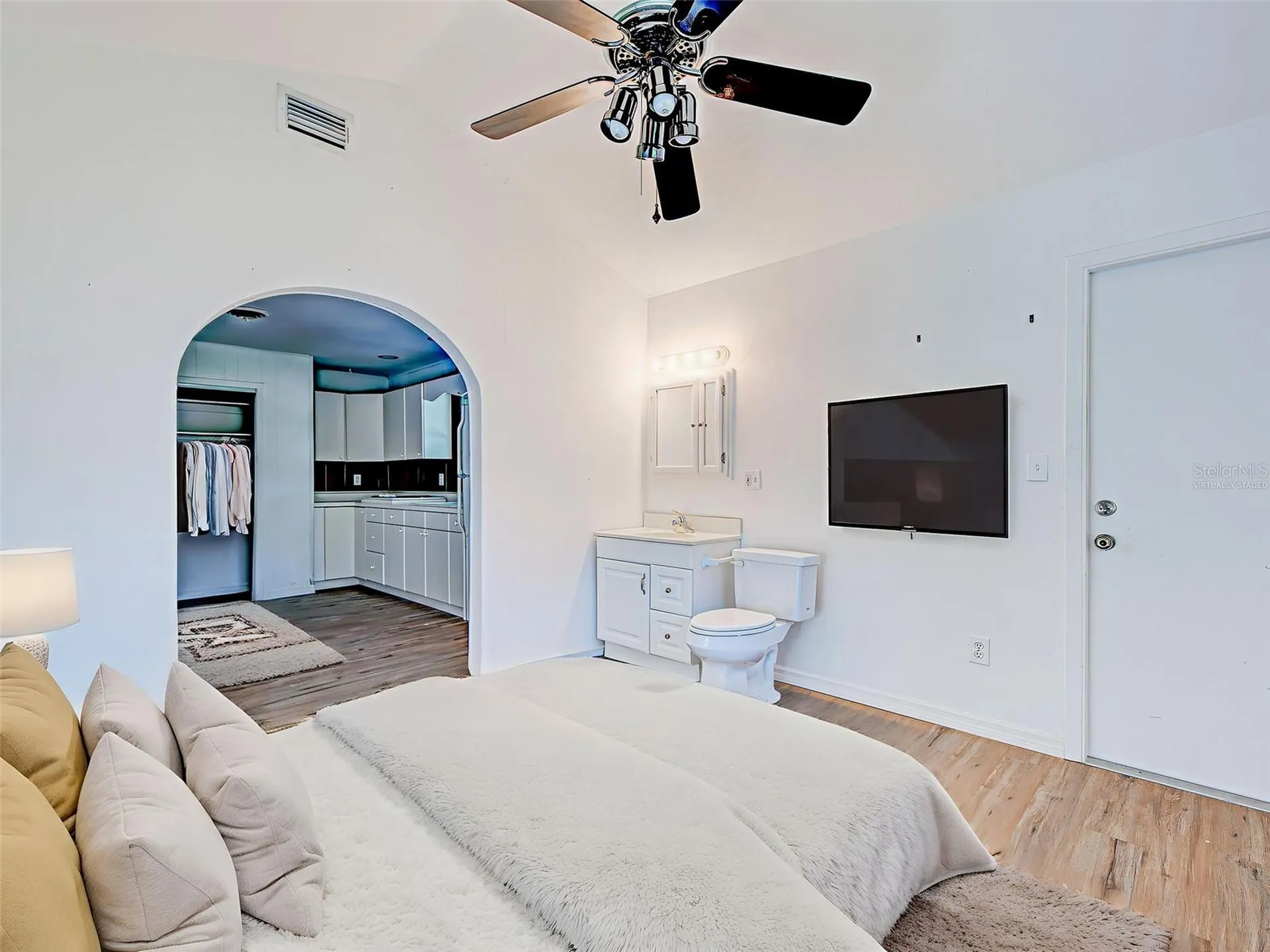 425 Morrison Avenue Englewood FL 34223