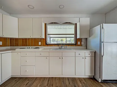 425 Morrison Avenue Englewood FL 34223