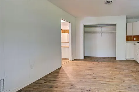 425 Morrison Avenue Englewood FL 34223