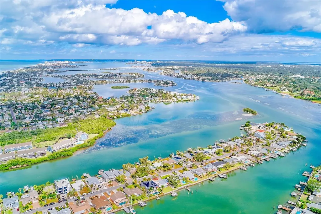 100 Windrush Boulevard Indian Rocks Beach FL 33785