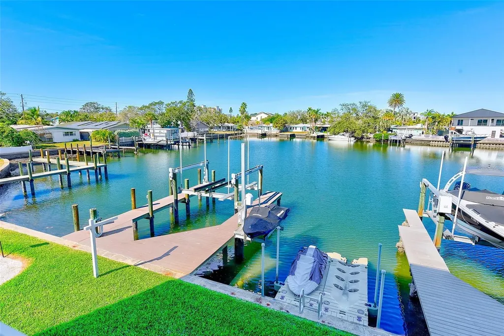 100 Windrush Boulevard Indian Rocks Beach FL 33785