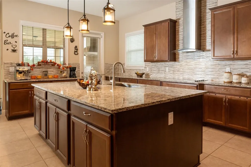 8112 Cleobury Drive Orlando FL 32832