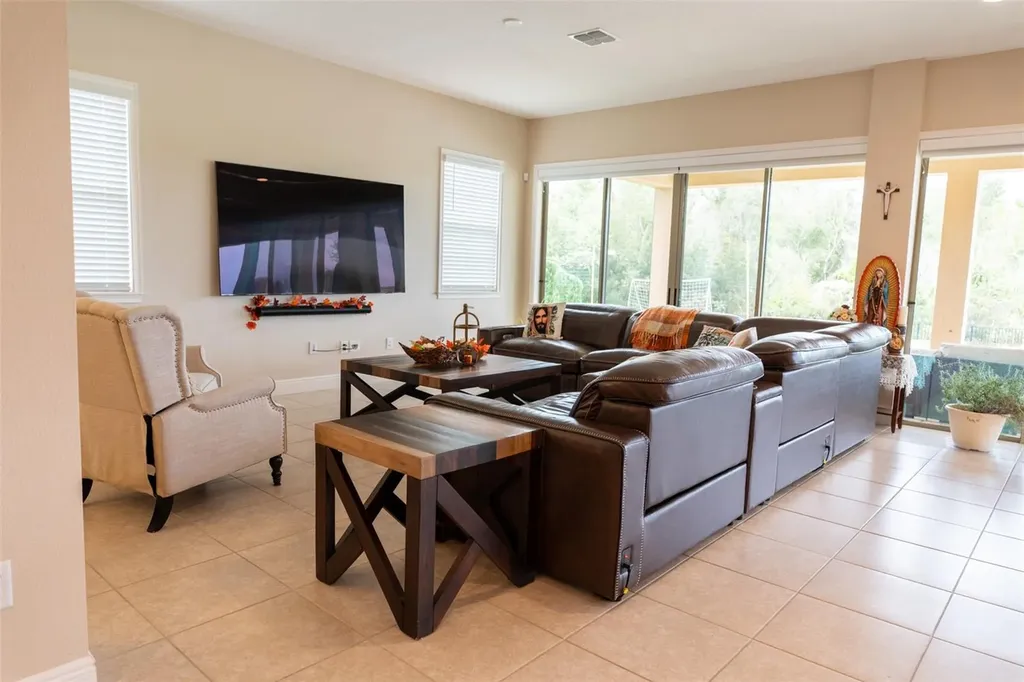 8112 Cleobury Drive Orlando FL 32832