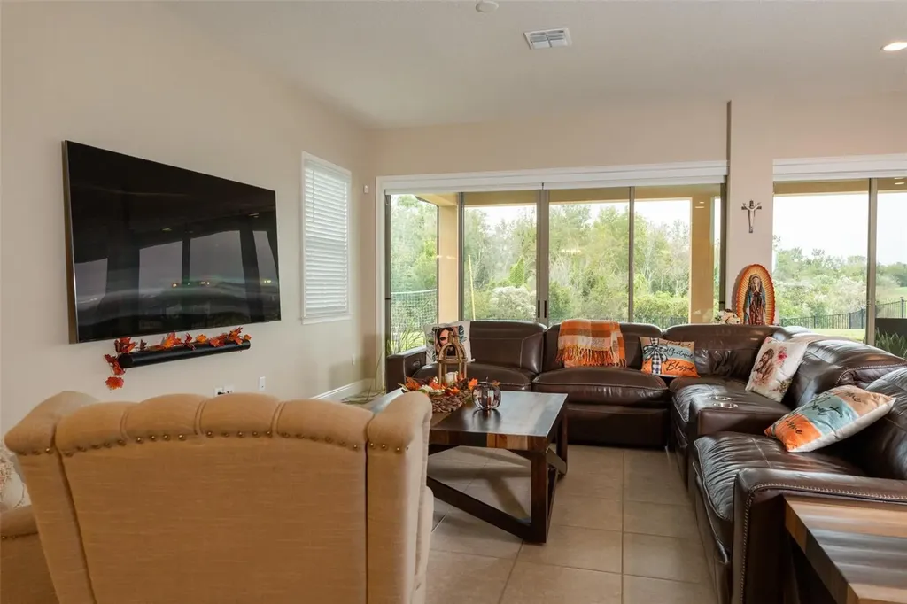 8112 Cleobury Drive Orlando FL 32832