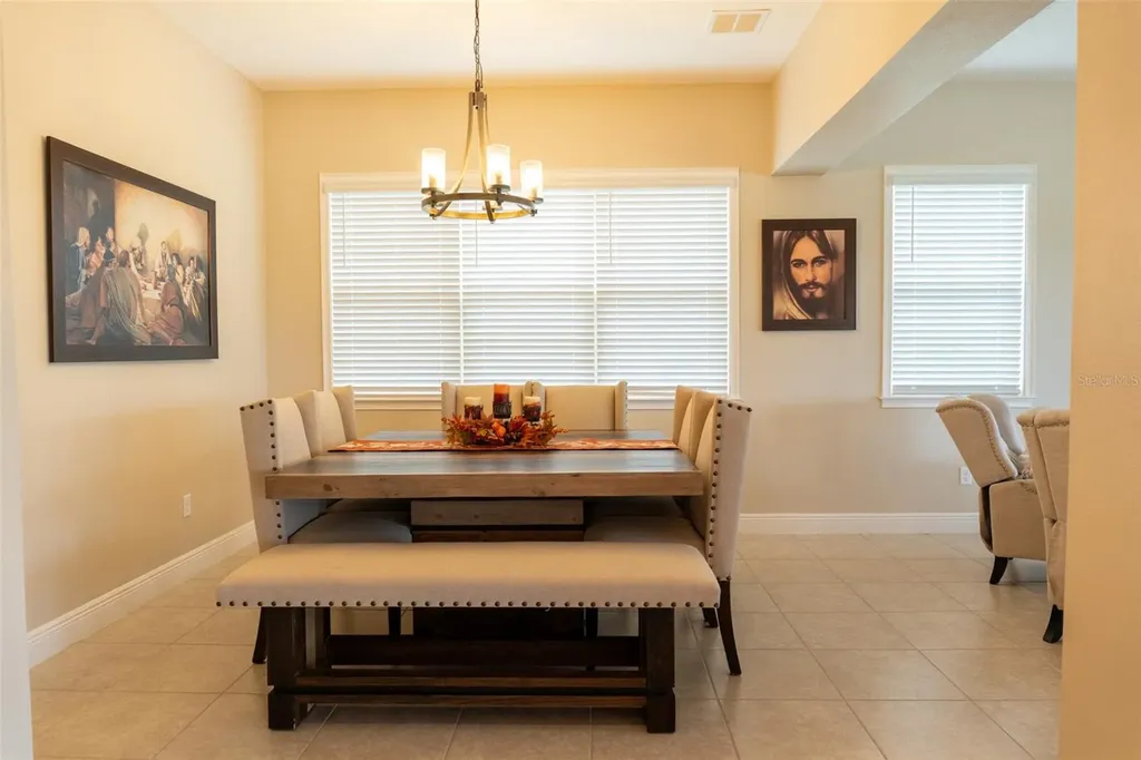 8112 Cleobury Drive Orlando FL 32832