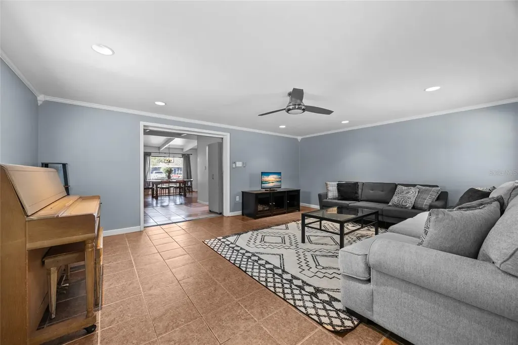3003 NE 11th Drive Gainesville FL 32609