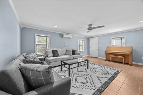3003 NE 11th Drive Gainesville FL 32609