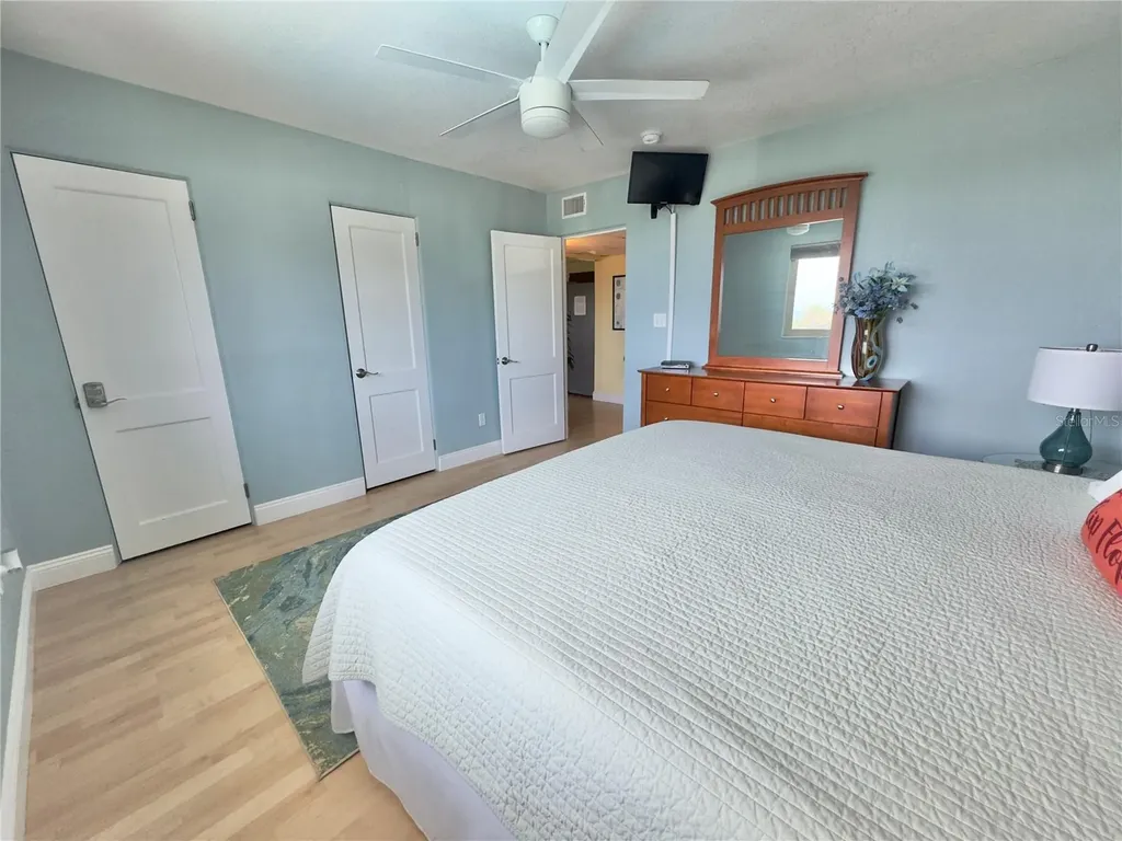 6700 Sunset Way St Pete Beach FL 33706