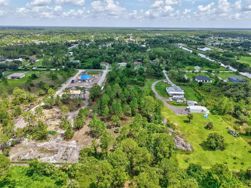 20TH Avenue NE Naples FL 34120