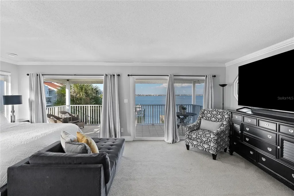 255 46th Avenue St Pete Beach FL 33706