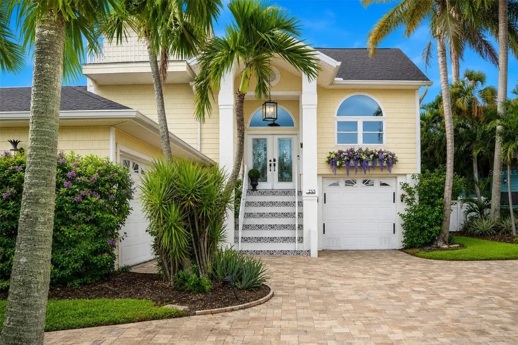 255 46th Avenue St Pete Beach FL 33706