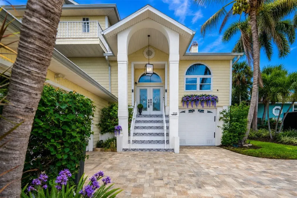 255 46th Avenue St Pete Beach FL 33706