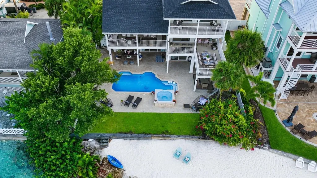 255 46th Avenue St Pete Beach FL 33706