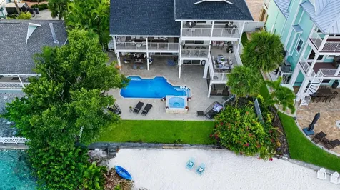 255 46th Avenue St Pete Beach FL 33706