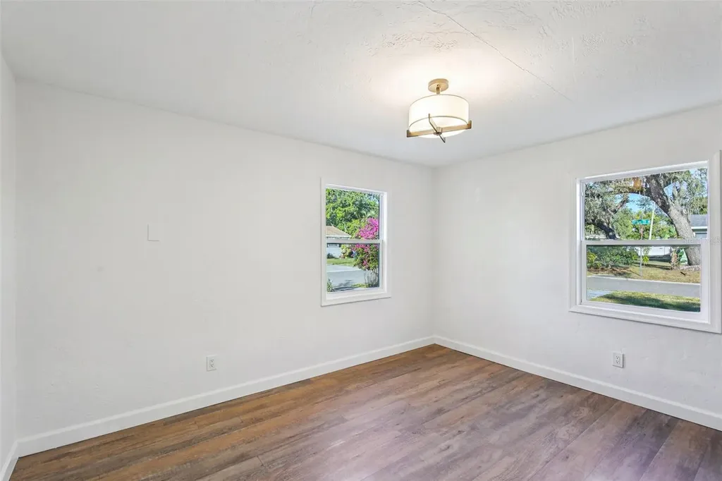 3846 Tifton Street N St Petersburg FL 33714