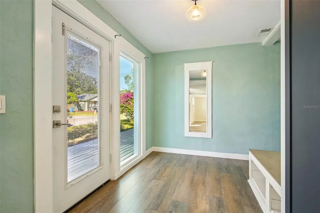 3846 Tifton Street N St Petersburg FL 33714