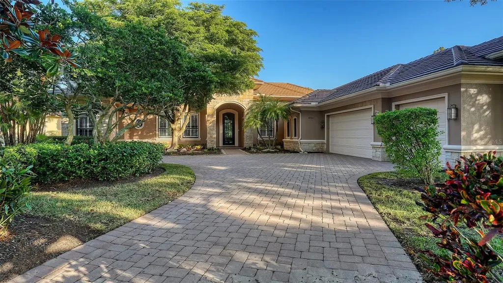 9261 Mcdaniel Lane Sarasota FL 34240