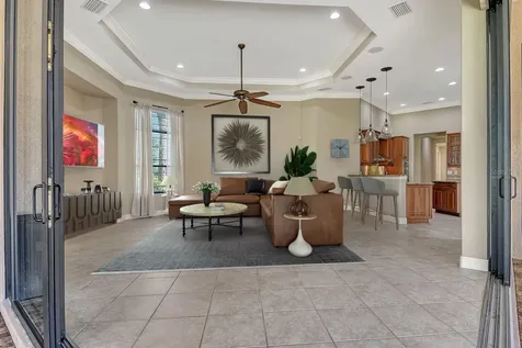 9261 Mcdaniel Lane Sarasota FL 34240