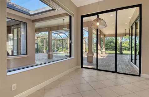 9261 Mcdaniel Lane Sarasota FL 34240
