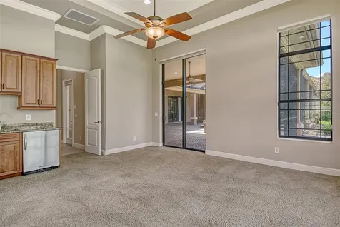 9261 Mcdaniel Lane Sarasota FL 34240