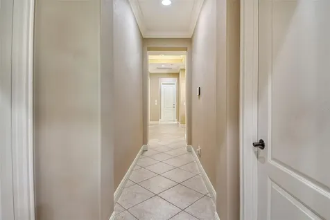 9261 Mcdaniel Lane Sarasota FL 34240