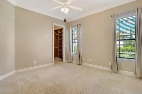9261 Mcdaniel Lane Sarasota FL 34240