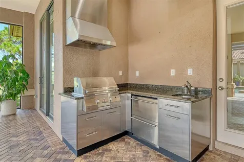 9261 Mcdaniel Lane Sarasota FL 34240
