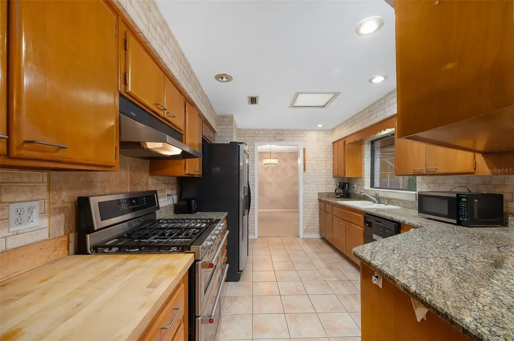 6706 NW 18 Avenue Gainesville FL 32605