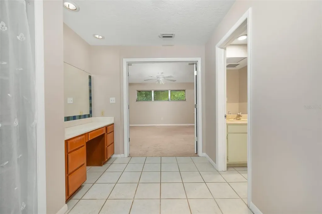 6706 NW 18 Avenue Gainesville FL 32605