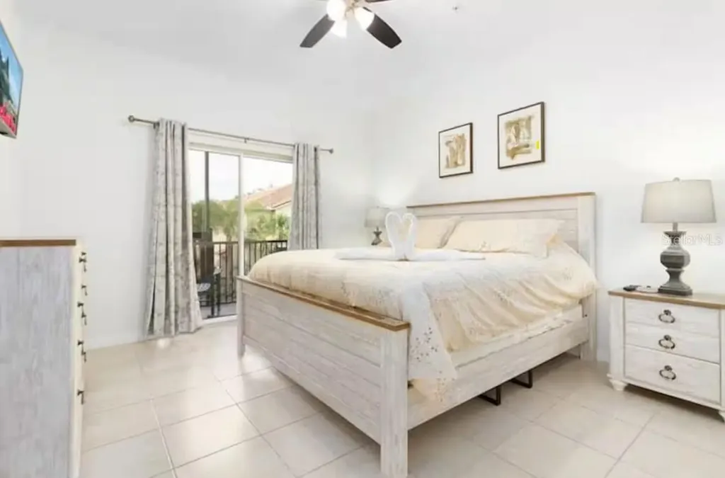 2888 Oakwater Drive Kissimmee FL 34747