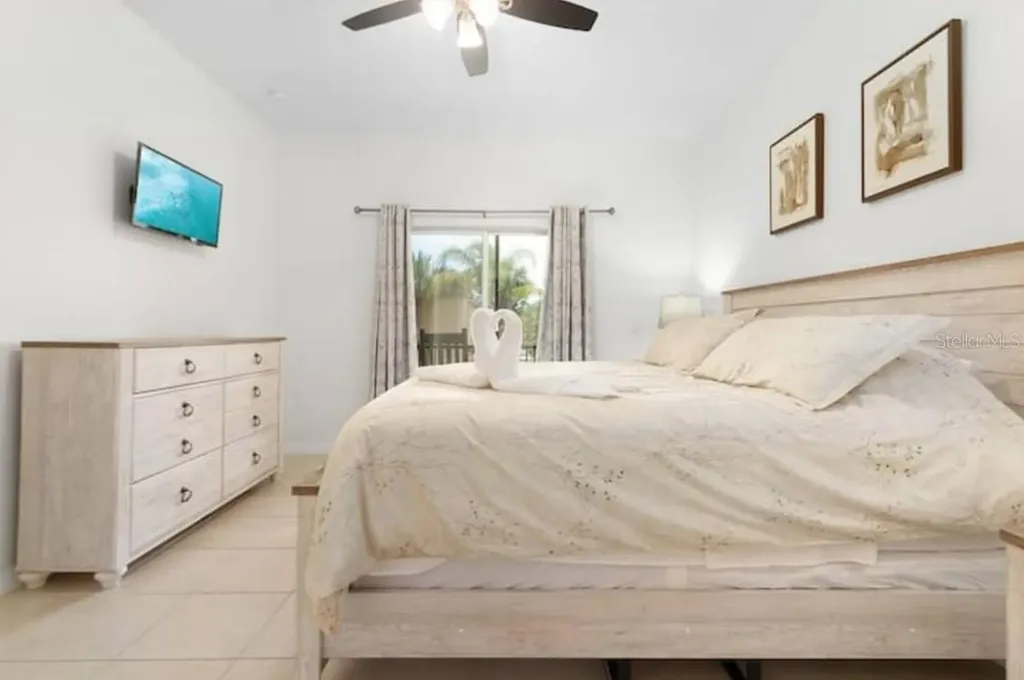 2888 Oakwater Drive Kissimmee FL 34747