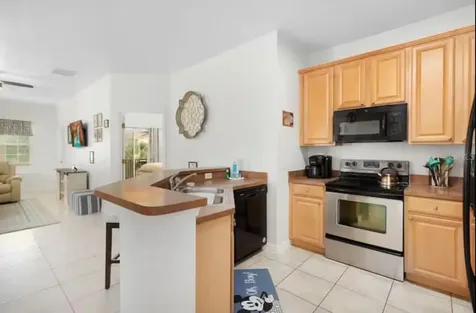 2888 Oakwater Drive Kissimmee FL 34747