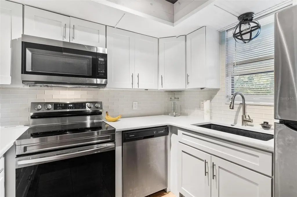 4300 Baywood Boulevard Mount Dora FL 32757