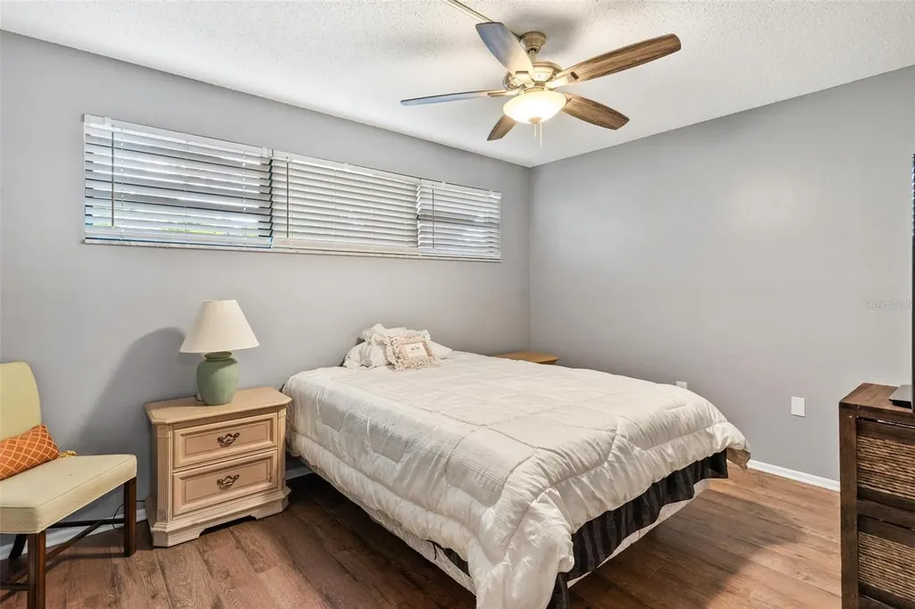 4300 Baywood Boulevard Mount Dora FL 32757