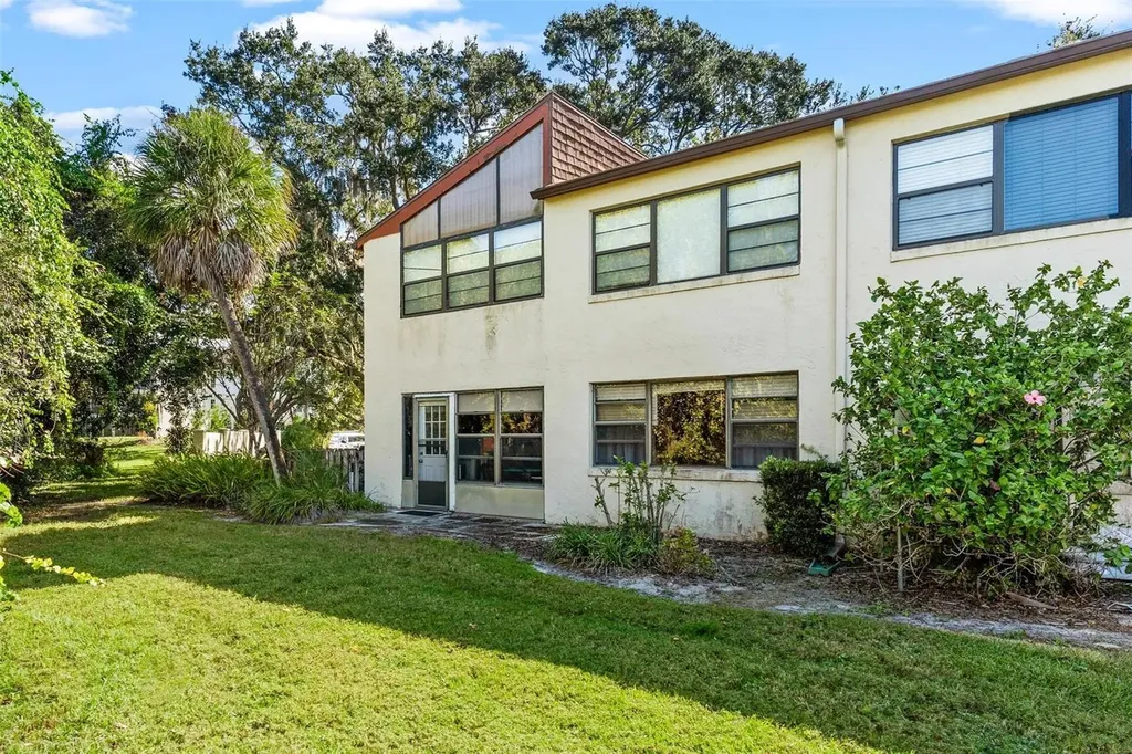 4300 Baywood Boulevard Mount Dora FL 32757