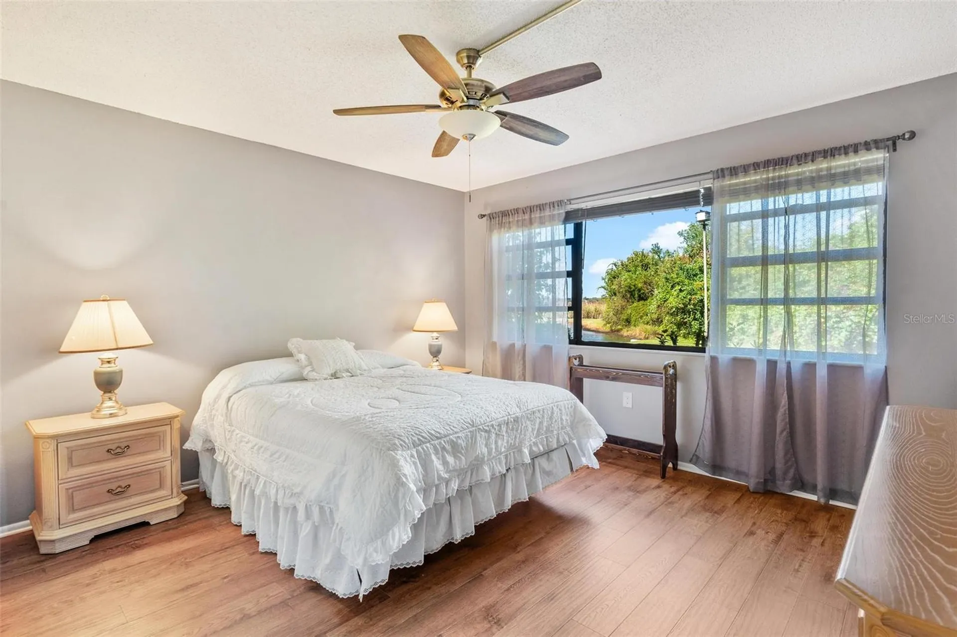 4300 Baywood Boulevard Mount Dora FL 32757