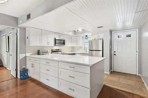 4300 Baywood Boulevard Mount Dora FL 32757