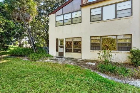4300 Baywood Boulevard Mount Dora FL 32757